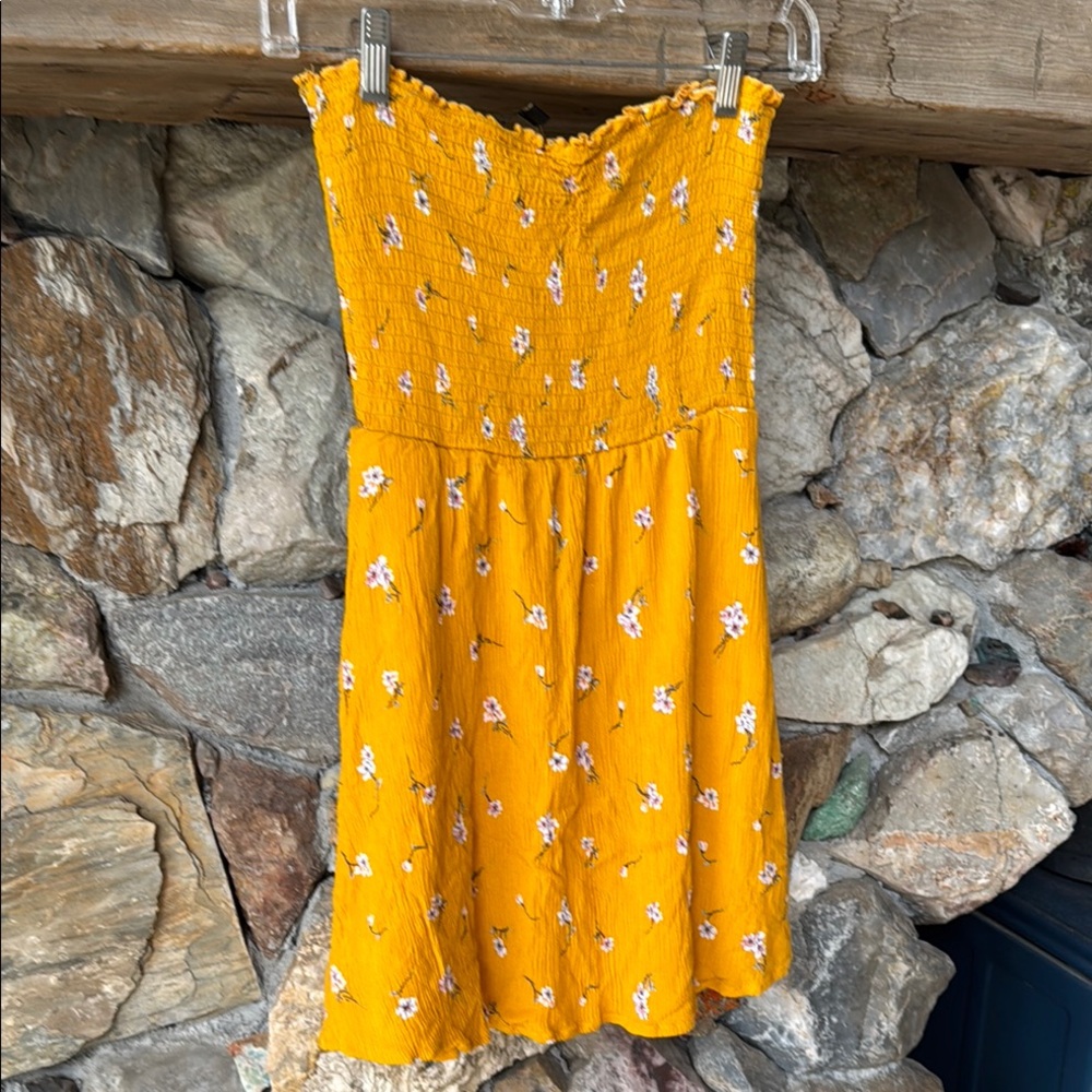 Gypsies & Moondust Yellow Smocked Strapless Sundress Women’s XS - Picture 5 of 13